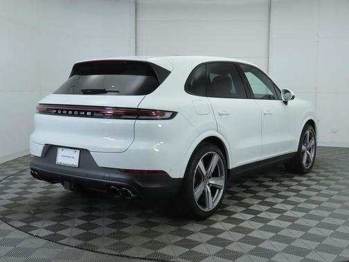 2025 Porsche Cayenne Cayenne