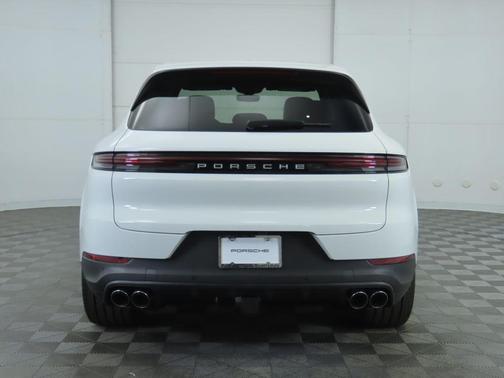 2025 Porsche Cayenne Cayenne