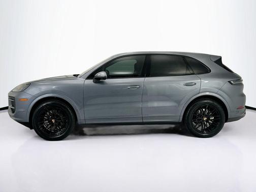 Platinum Silver Metallic 2026 Porsche Cayenne Cayenne