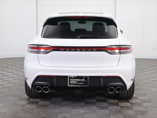 2023 Porsche Macan Base