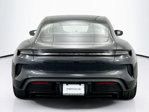 2026 Porsche Taycan Turbo