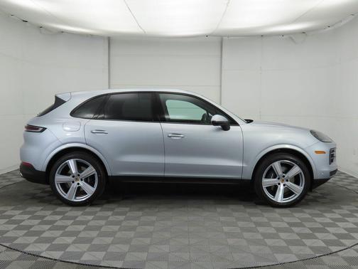 2025 Porsche Cayenne Cayenne