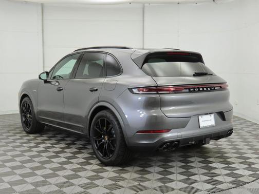 2025 Porsche Cayenne Cayenne