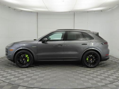 2025 Porsche Cayenne Cayenne