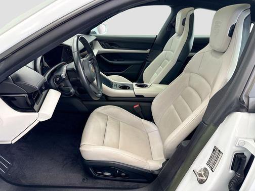 2023 Porsche Taycan Base (A2)