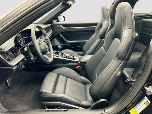 2021 Porsche 911 Targa 4S