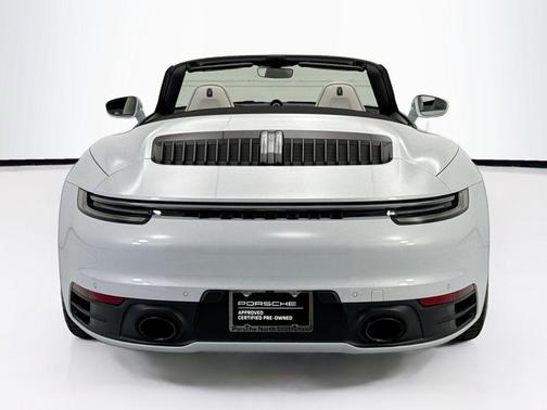 2024 Porsche 911 Carrera