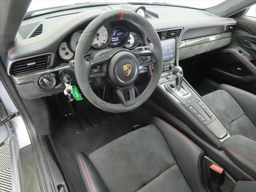 2018 Porsche 911 GT2 RS