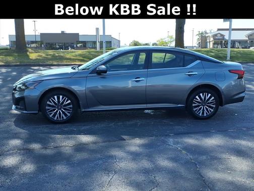 2023 Nissan Altima 2.5 SV