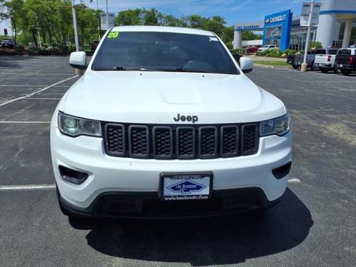 2020 Jeep Grand Cherokee Laredo