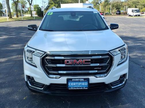2023 GMC Terrain AWD AT4
