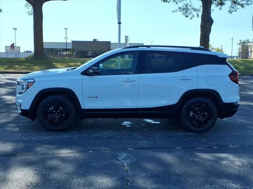 2023 GMC Terrain AWD AT4