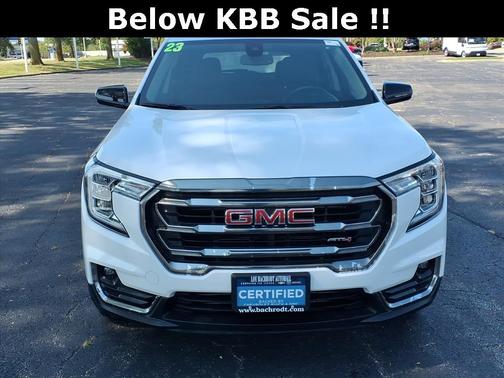 2023 GMC Terrain AWD AT4