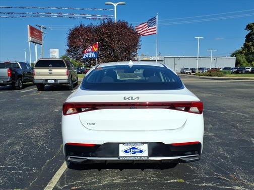 2022 Kia K5 LX