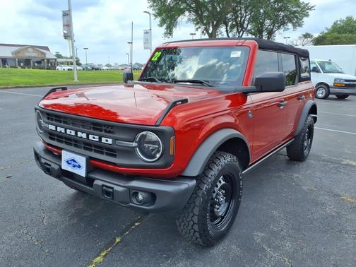 2022 Ford Bronco Black Diamond