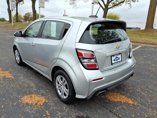 2020 Chevrolet Sonic FWD Hatchback 1FL 5-Door