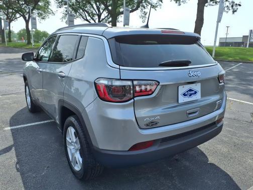 2022 Jeep Compass Latitude