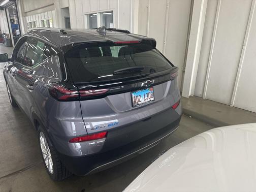 2023 Chevrolet Bolt EUV FWD LT