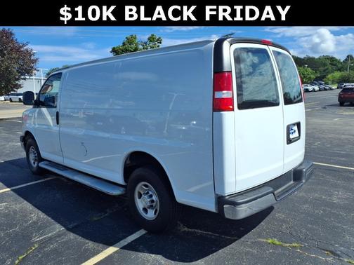 2022 Chevrolet Express 2500 RWD 2500 Regular Wheelbase WT