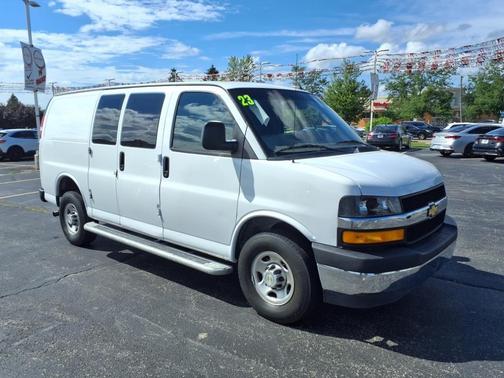 2022 Chevrolet Express 2500 RWD 2500 Regular Wheelbase WT