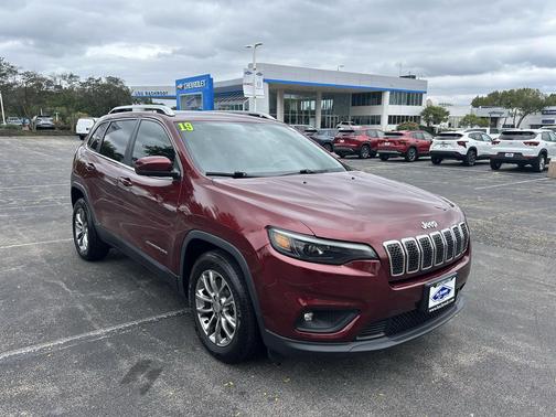 Velvet Red Pearlcoat 2019 Jeep Cherokee Latitude Plus