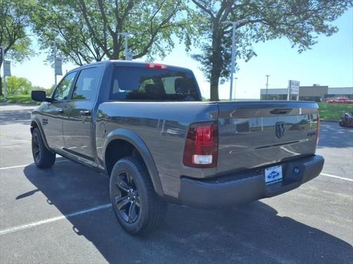 2024 RAM 1500 Classic Warlock Crew Cab 4x4 5'7' Box