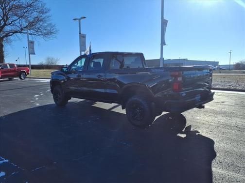 2022 Chevrolet Silverado 1500 Custom Trail Boss