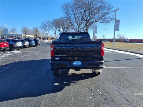 2022 Chevrolet Silverado 1500 Custom Trail Boss