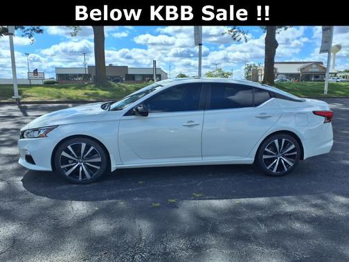 2021 Nissan Altima SR VC-Turbo FWD