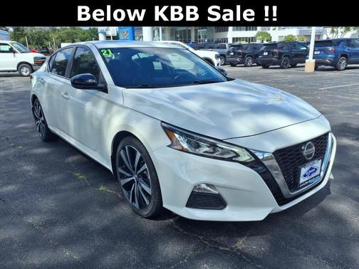 2021 Nissan Altima SR VC-Turbo FWD