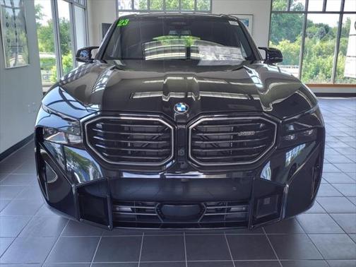 2023 BMW XM Base