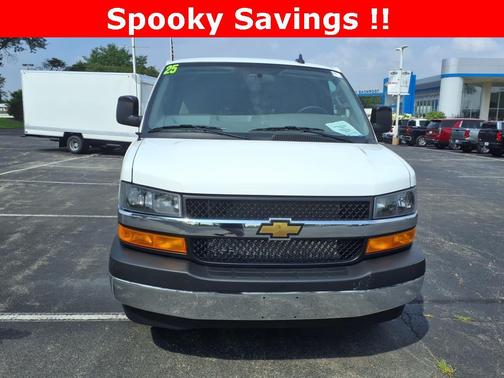 2025 Chevrolet Express 2500 RWD 2500 Regular Wheelbase WT
