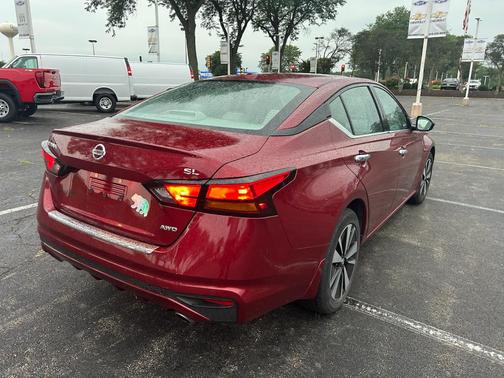 Scarlet Ember Tintcoat 2021 Nissan Altima 2.5 SL