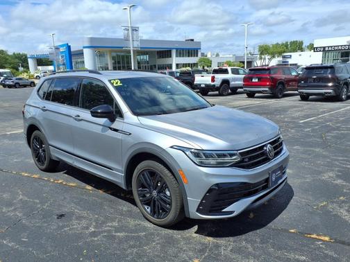 2022 Volkswagen Tiguan 2.0T SE R-Line Black 4MOTION
