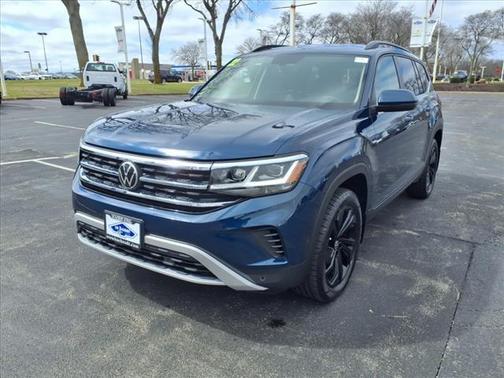 2022 Volkswagen Atlas 2.0T SE w/Technology 4MOTION