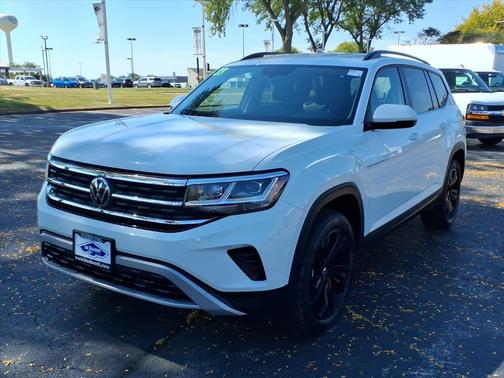 2023 Volkswagen Atlas 3.6L SE w/Technology