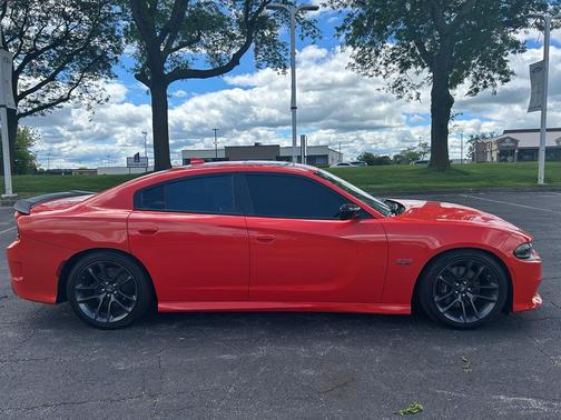 Go Mango 2023 Dodge Charger Scat Pack