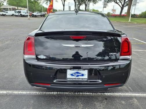 2019 Chrysler 300 S