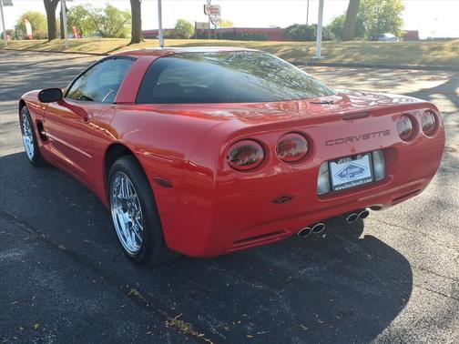 2001 Chevrolet Corvette Base