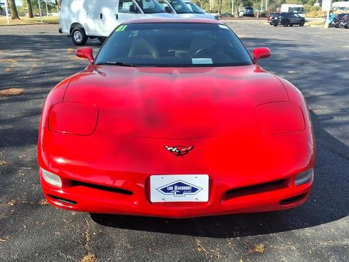 2001 Chevrolet Corvette Base