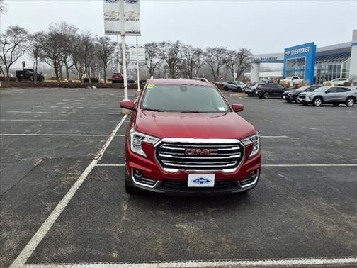2022 GMC Terrain SLT