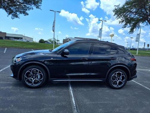 2022 Alfa Romeo Stelvio Ti