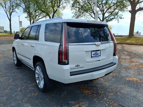2019 Cadillac Escalade Platinum