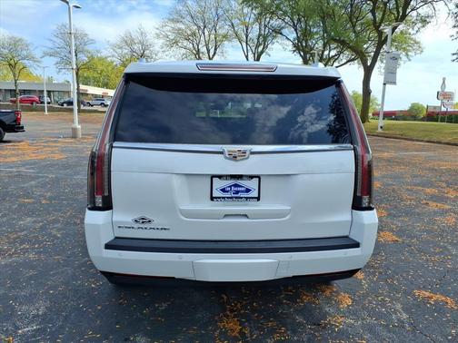 2019 Cadillac Escalade Platinum