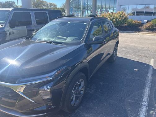 2024 Chevrolet Trax LT