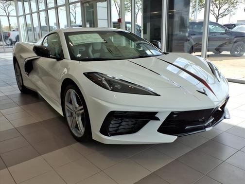 2026 Chevrolet Corvette Stingray w/2LT