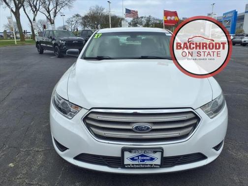 2017 Ford Taurus SE
