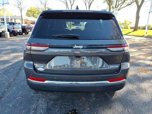 Baltic Gray Metallic Clearcoat 2024 Jeep Grand Cherokee Limited