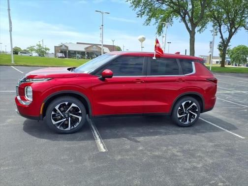 2022 Mitsubishi Outlander SE Launch Edition 2WD