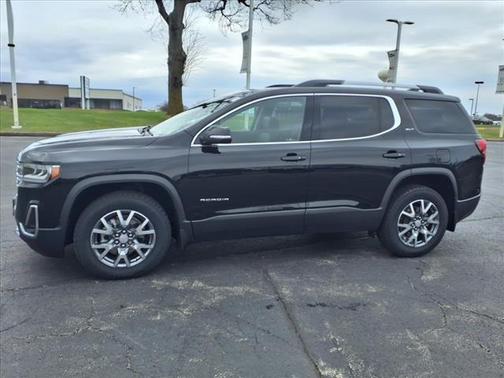 2022 GMC Acadia AWD SLT